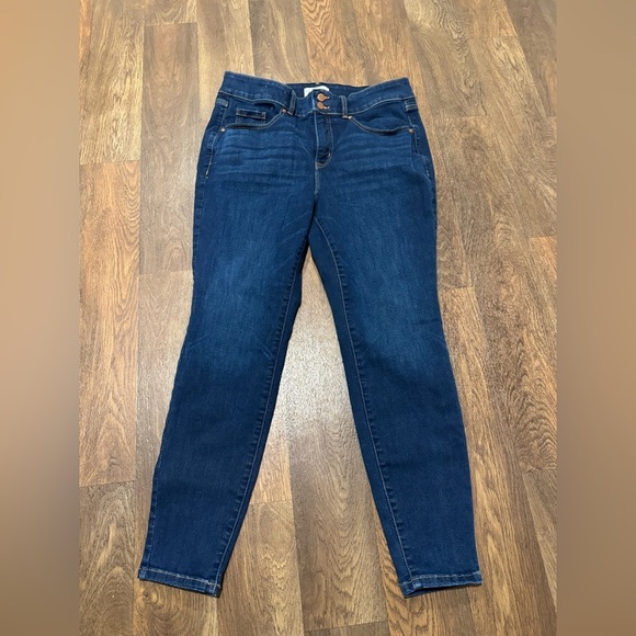 Lane Bryant Tighter Tummy Fit High-Rise Skinny Jean Indigo Dark Wash Size 14 - Picture 3 of 11